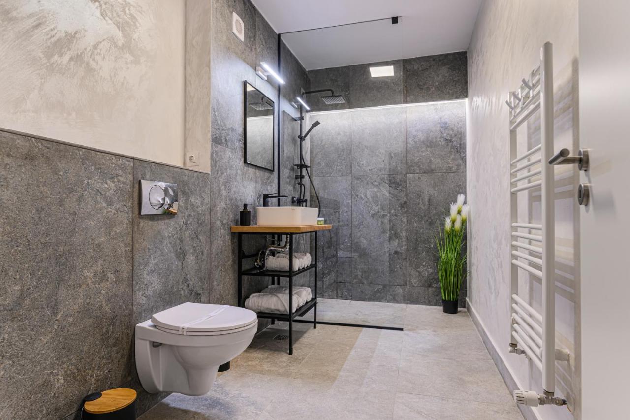 Koa - Pandora Apartments บราชอฟ ภายนอก รูปภาพ