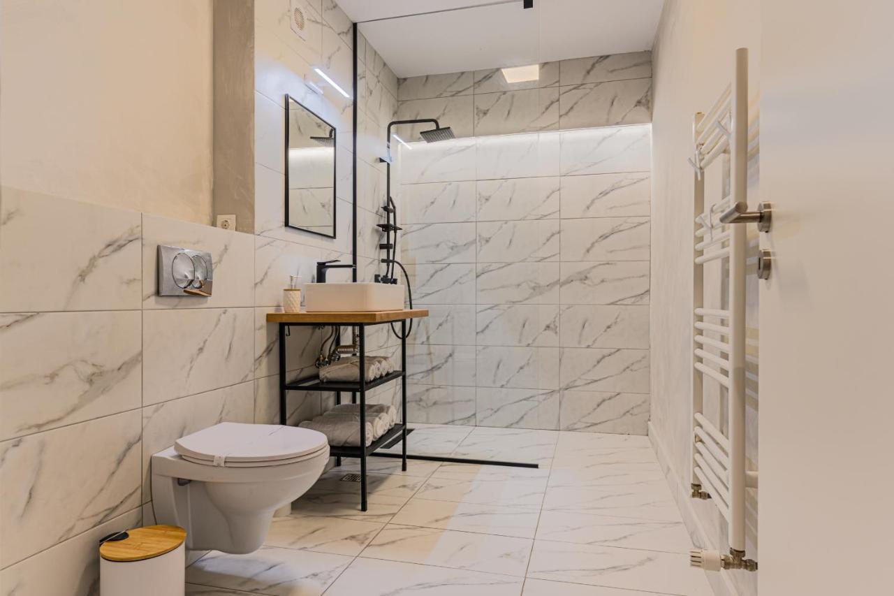 Koa - Pandora Apartments บราชอฟ ภายนอก รูปภาพ